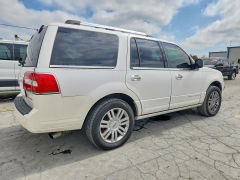 Photo 3 from auction – 2010 LINCOLN NAVIGATOR with VIN 5LMJJ2H5XAEJ11374