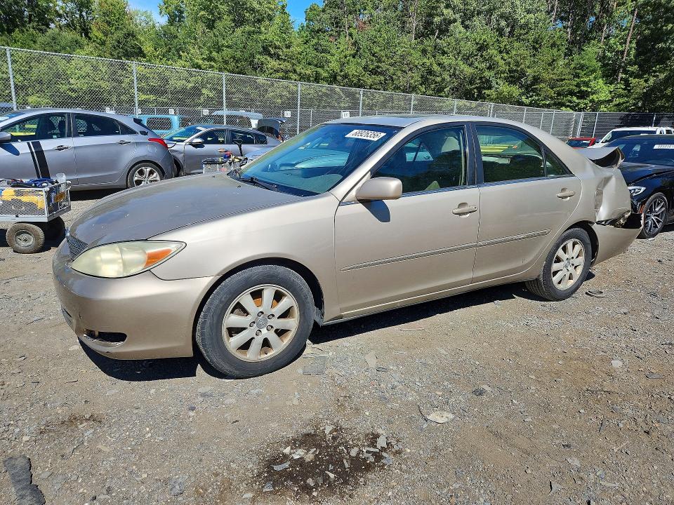 TOYOTA CAMRY 2004 с VIN 4T1BE30K64U906533 - Снимка от търг