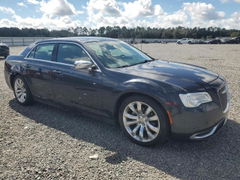 Photo 4 from auction – 2019 CHRYSLER 300 with VIN 2C3CCAAG4KH566333