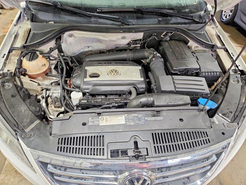 Снимка 11 от търг – 2010 VOLKSWAGEN TIGUAN с VIN WVGBV7AX5AW528948