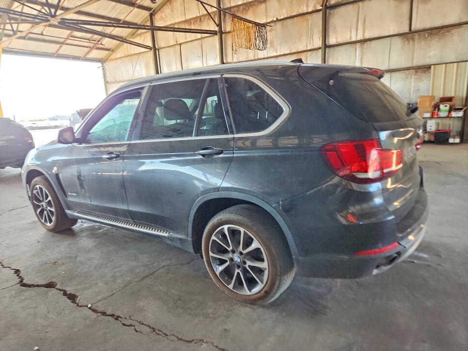 Foto 2 de la subasta – 2015 BMW X5 con VIN 5UXKR0C56F0K58696