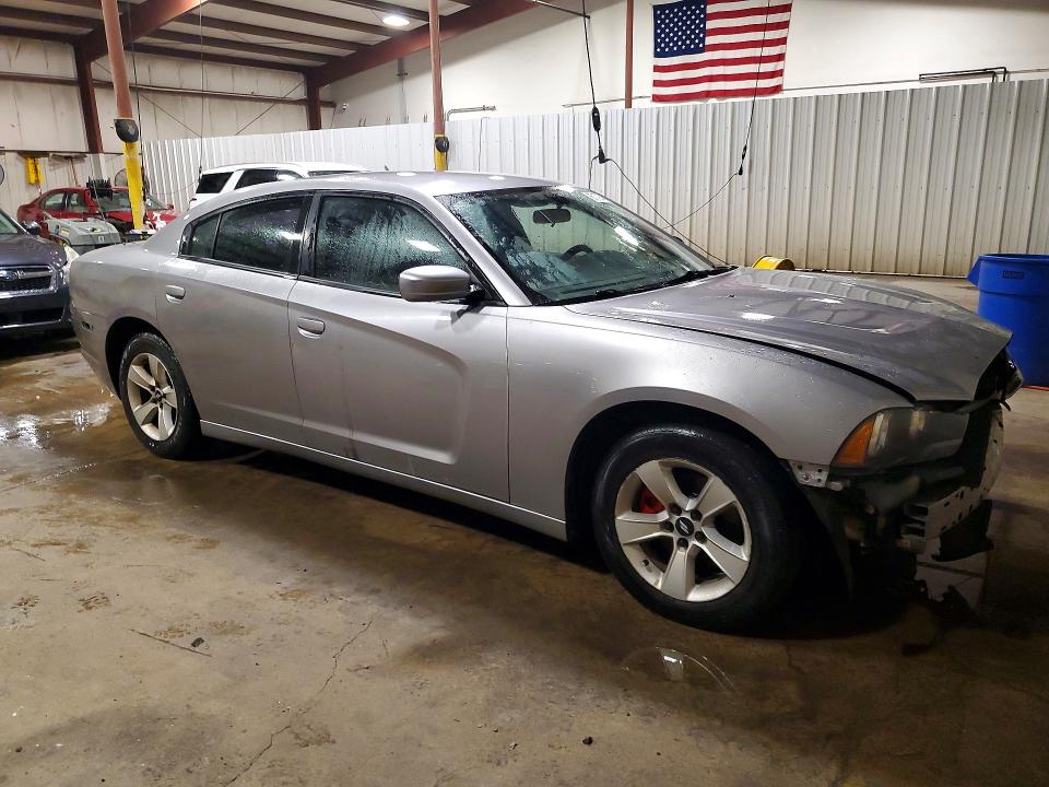 Photo 4 from auction – 2013 DODGE CHARGER with VIN 2C3CDXBG4DH737552
