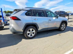 Photo 3 from auction – 2021 TOYOTA RAV4 with VIN 2T3W1RFV2MC154808