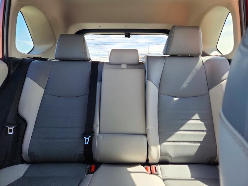 صورة رقم 10 من المزاد - 2023 TOYOTA RAV4 مع VIN JTMB6RFV2PD079947