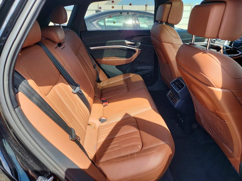 Снимка 11 от търг – 2019 AUDI E-TRON с VIN WA1VAAGE9KB015883
