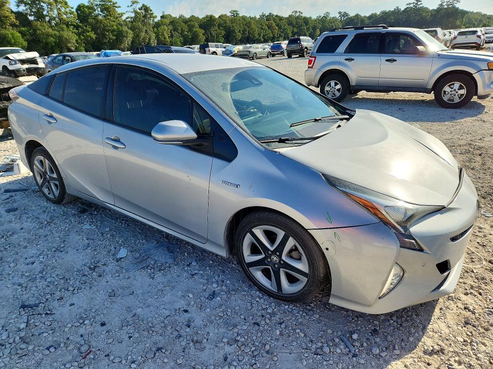 Photo 4 from auction – 2018 TOYOTA PRIUS with VIN JTDKARFU8J3545948