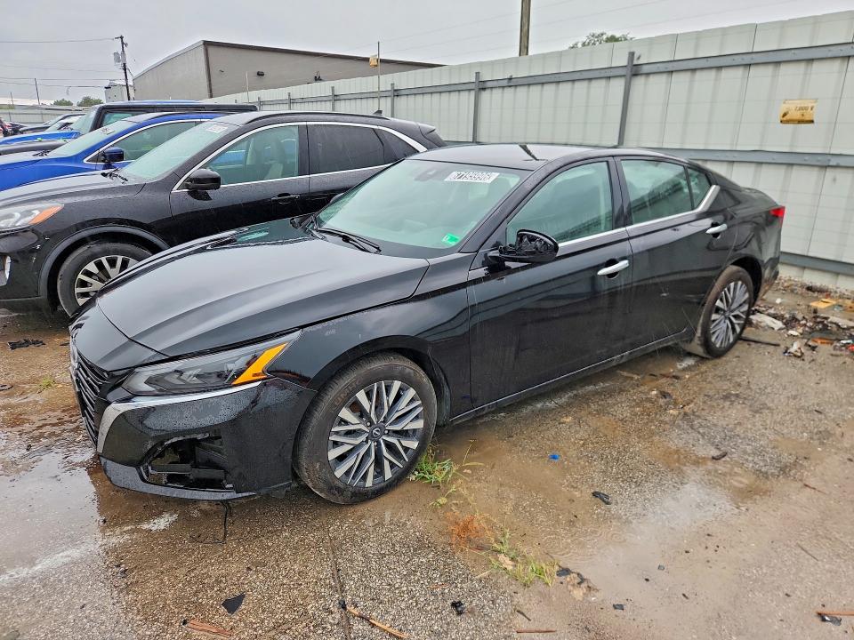 NISSAN ALTIMA 2025 with VIN 1N4BL4DVXSN391537 - Photo from auction