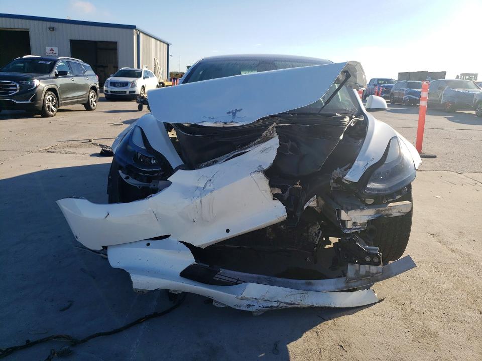 Photo 5 from auction – 2021 TESLA MODEL 3 with VIN 5YJ3E1EA8MF032269