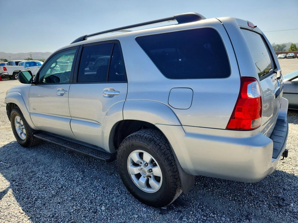 Photo 2 from auction – 2006 TOYOTA 4RUNNER with VIN JTEZU14R968061993