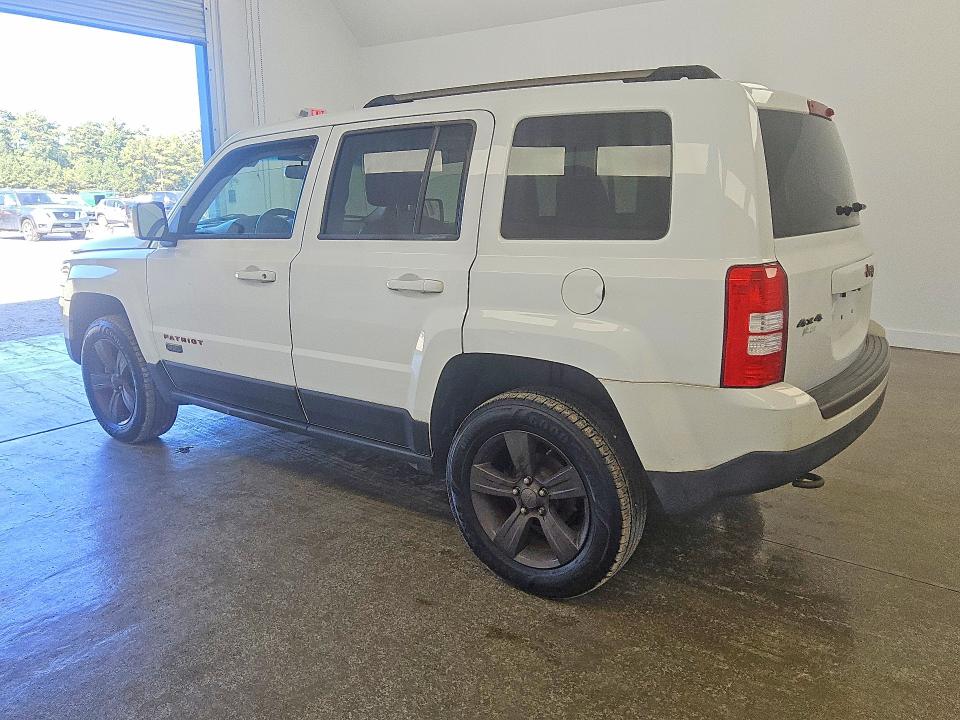 Zdjęcie 2 z aukcji – 2017 JEEP PATRIOT z VIN 1C4NJRBB6HD112604