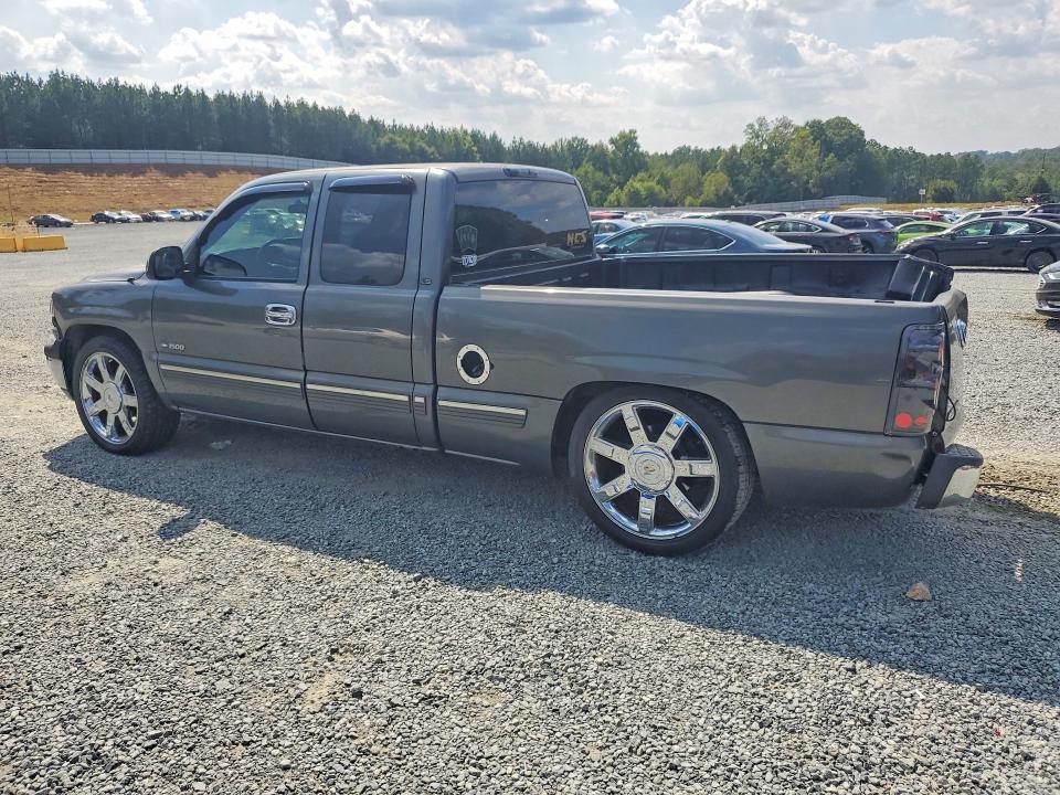 Photo 2 from auction – 2001 CHEVROLET SILVERADO with VIN 1GCEC19W11Z158368