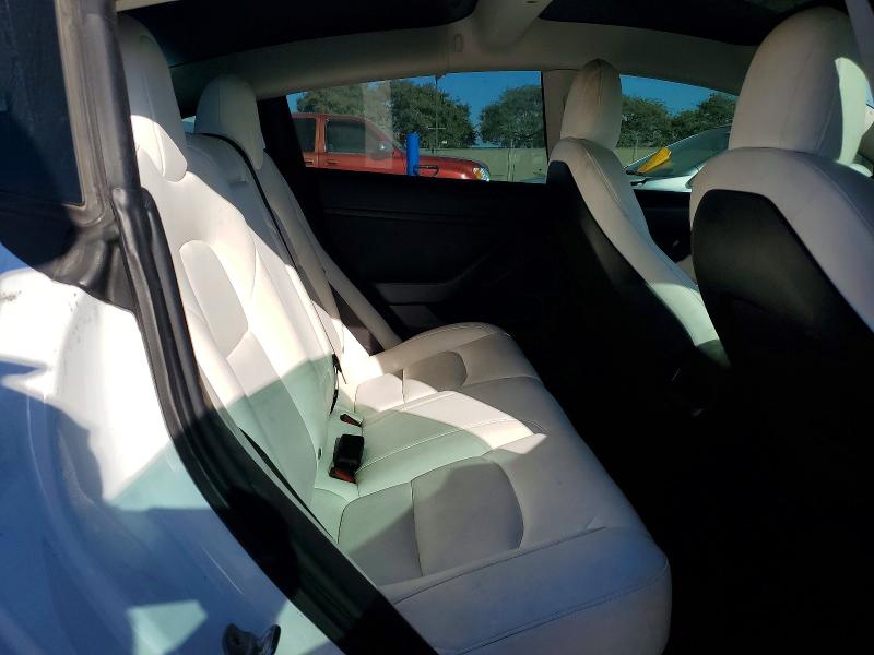 Снимка 10 от търг – 2021 TESLA MODEL 3 с VIN 5YJ3E1EC3MF000928