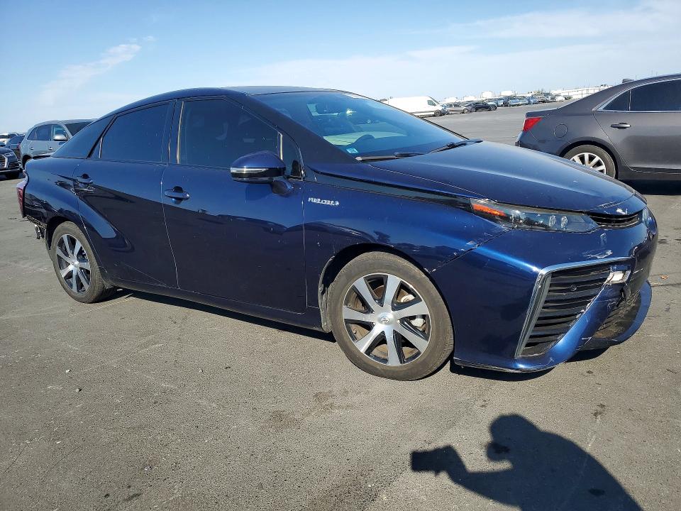 Photo 4 from auction – 2018 TOYOTA MIRAI with VIN JTDBVRBD5JA003907