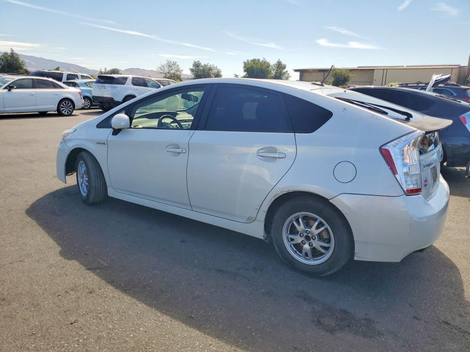 Photo 2 from auction – 2010 TOYOTA PRIUS with VIN JTDKN3DU2A0232271