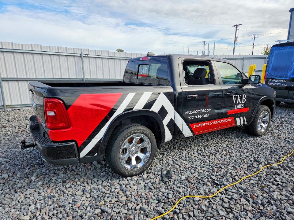 Photo 3 from auction – 2025 RAM 1500 with VIN 1C6SRFFP9SN556052