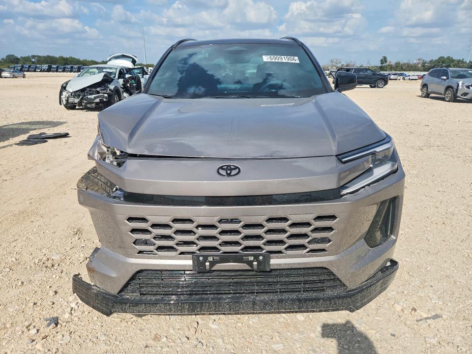 Foto 5 de la subasta – 2026 TOYOTA RAV4 con VIN 2T36CRAV8TW069454