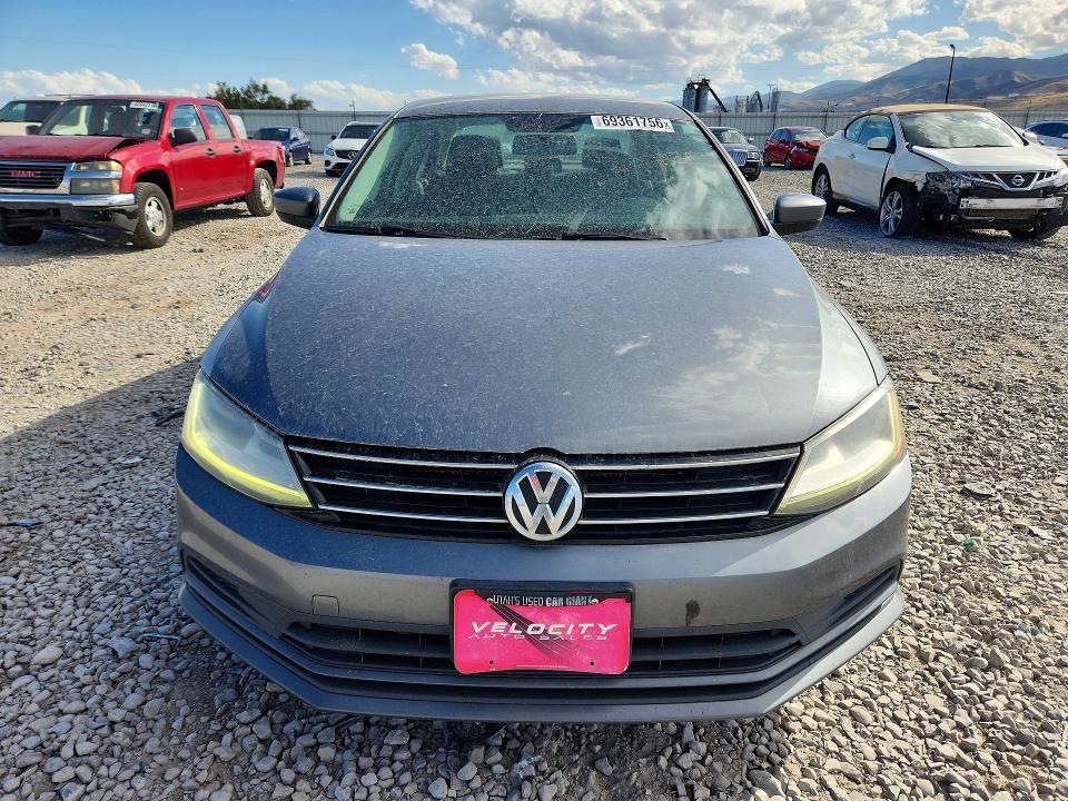 Photo 5 from auction – 2017 VOLKSWAGEN JETTA with VIN 3VW2B7AJ5HM313585