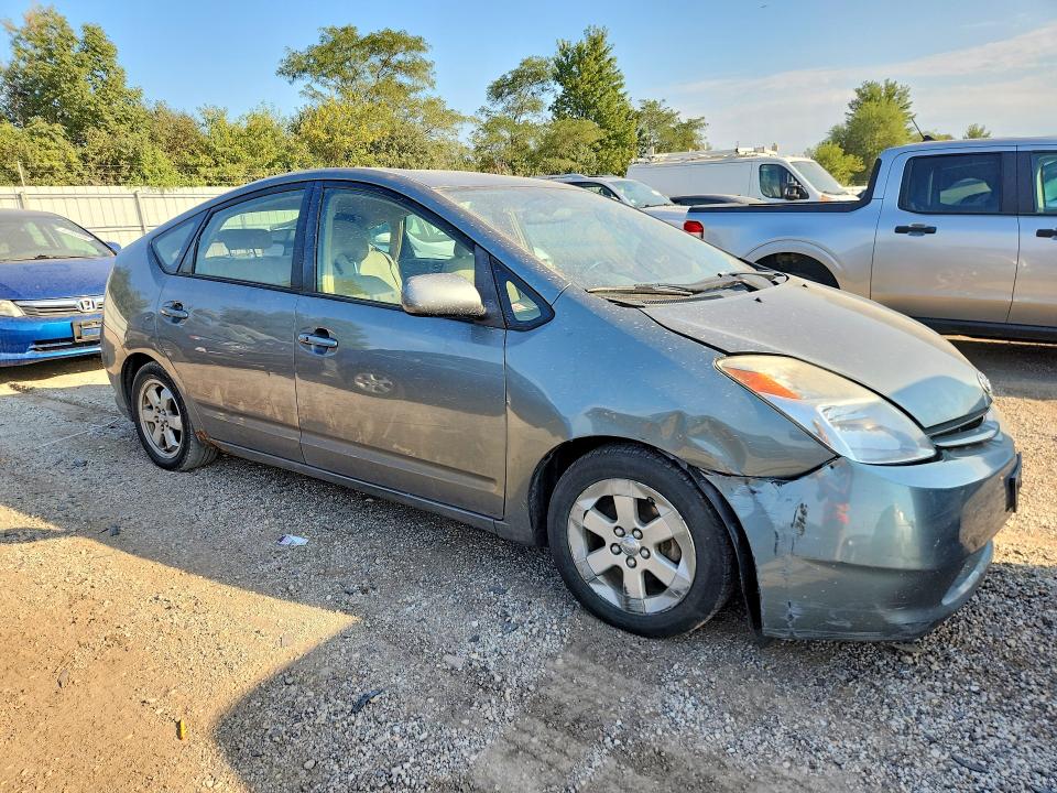 Photo 4 from auction – 2005 TOYOTA PRIUS with VIN JTDKB20UX53032834