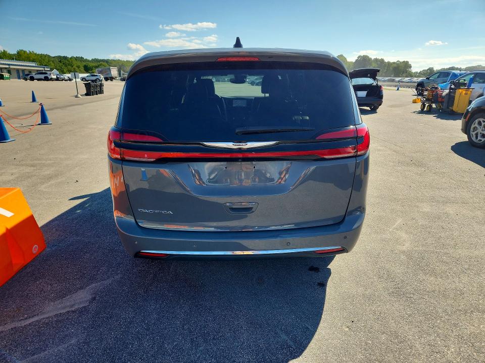 Photo 6 from auction – 2025 CHRYSLER PACIFICA with VIN 2C4RC1BG6SR532327
