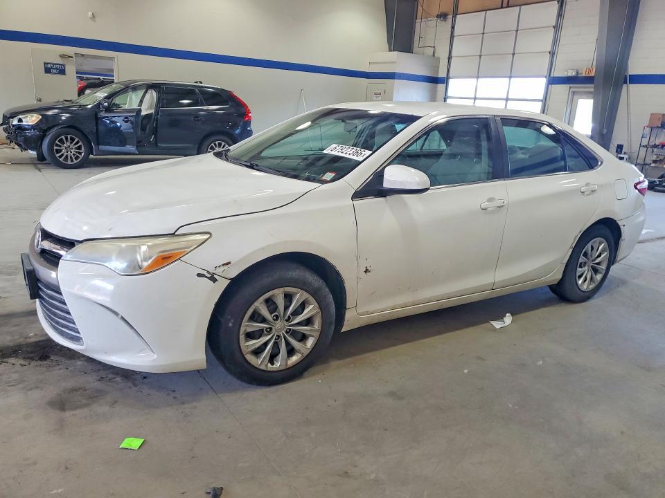 TOYOTA CAMRY 2015 with VIN 4T1BF1FK9FU971047 - Photo from auction