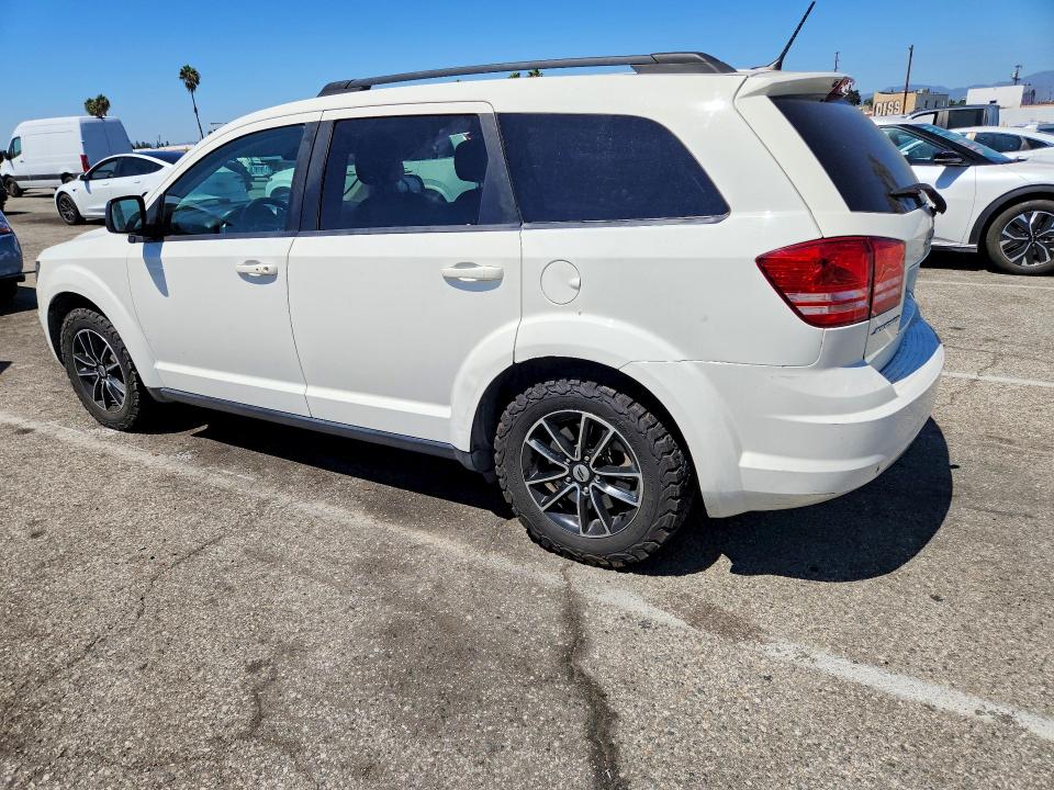 Photo 2 from auction – 2018 DODGE JOURNEY with VIN 3C4PDCAB3JT383814