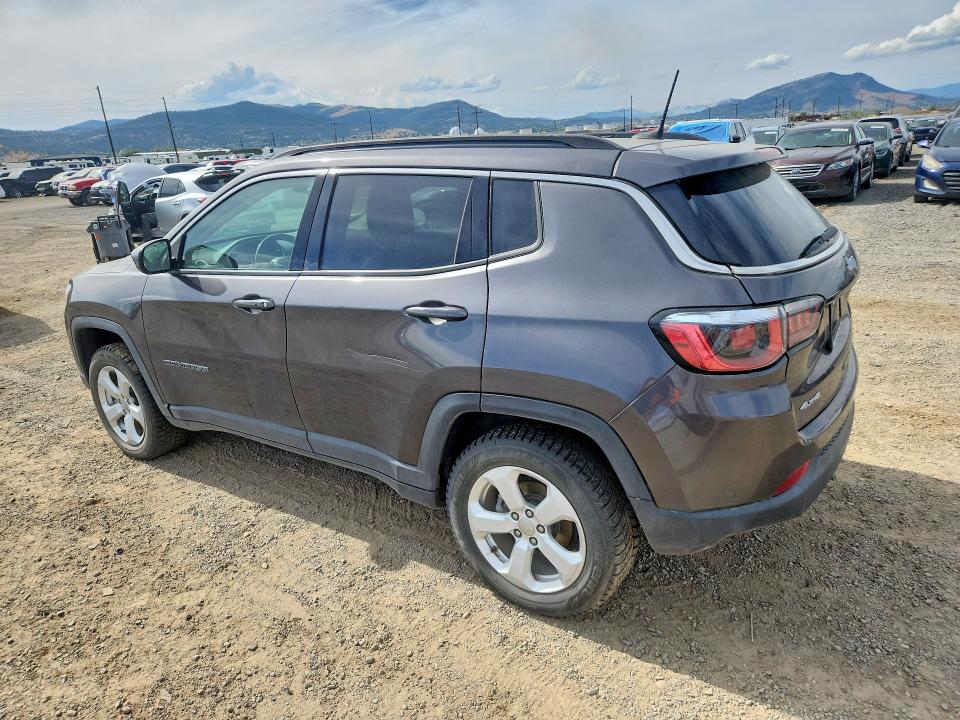 Photo 2 from auction – 2020 JEEP COMPASS with VIN 3C4NJDBB2LT137683