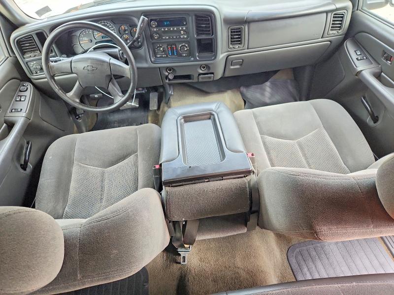Photo 8 from auction – 2005 CHEVROLET SILVERADO with VIN 2GCEC19V751219700