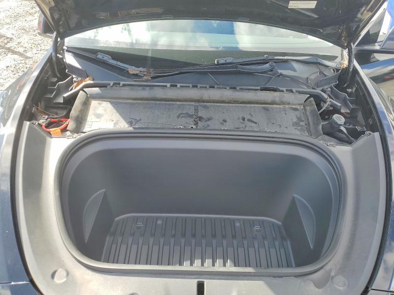 Снимка 11 от търг – 2022 TESLA MODEL Y с VIN 7SAYGDEE4NF431690