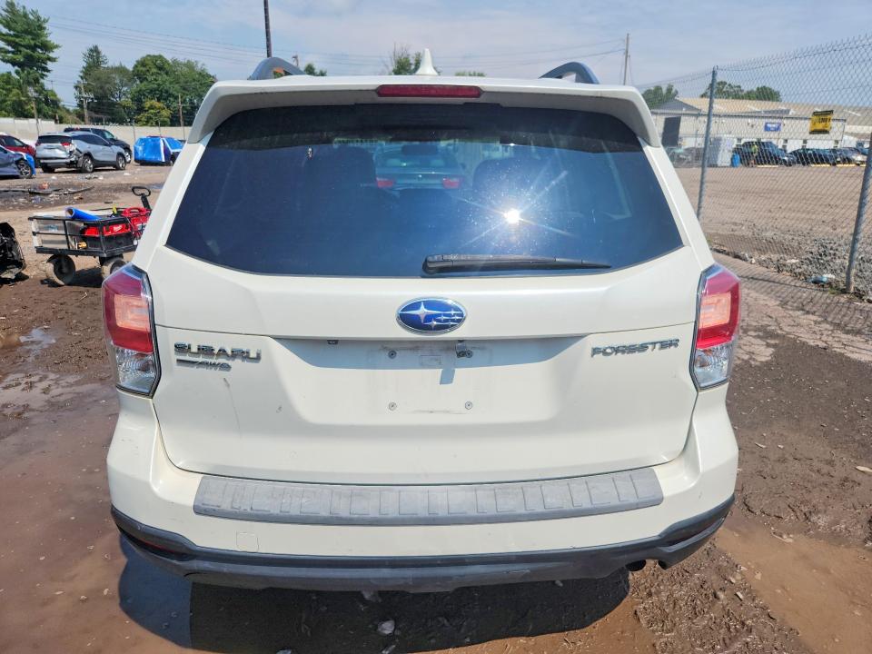 Photo 6 from auction – 2018 SUBARU FORESTER with VIN JF2SJAEC9JH440785