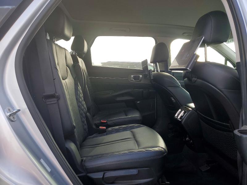 Photo 11 from auction – 2022 KIA SORENTO with VIN 5XYRKDLF0NG075484