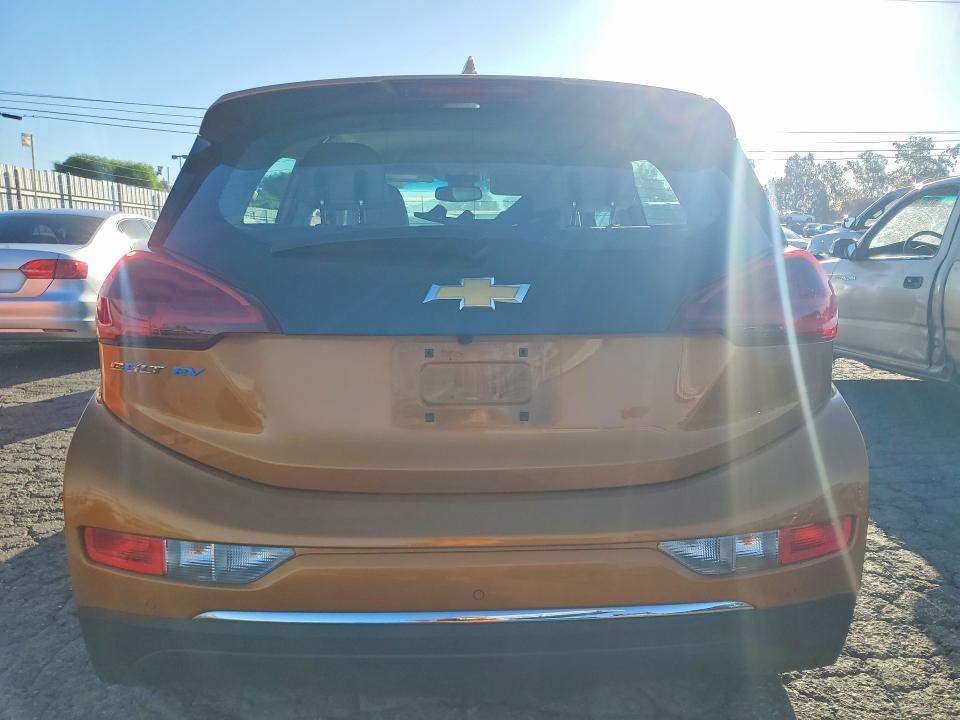 Photo 6 from auction – 2017 CHEVROLET BOLT EV with VIN 1G1FW6S07H4136440
