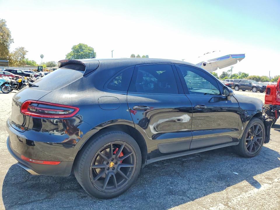 Снимка 3 от търг – 2017 PORSCHE MACAN с VIN WP1AA2A51HLB01256
