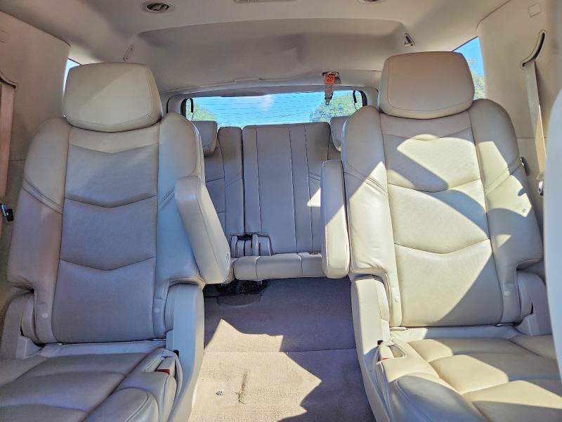 Снимка 10 от търг – 2018 CADILLAC ESCALADE с VIN 1GYS3BKJ9JR372073