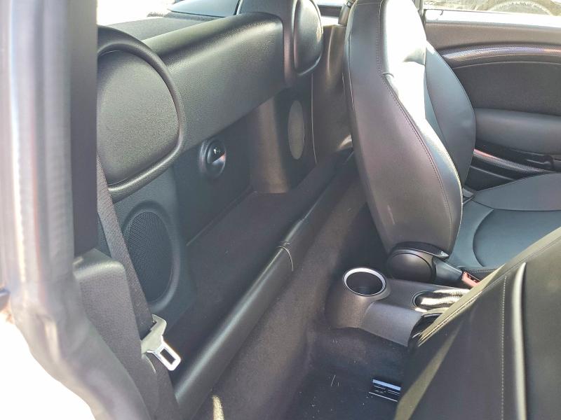Photo 10 from auction – 2013 MINI COOPER COUPE with VIN WMWSX3C54DT409018