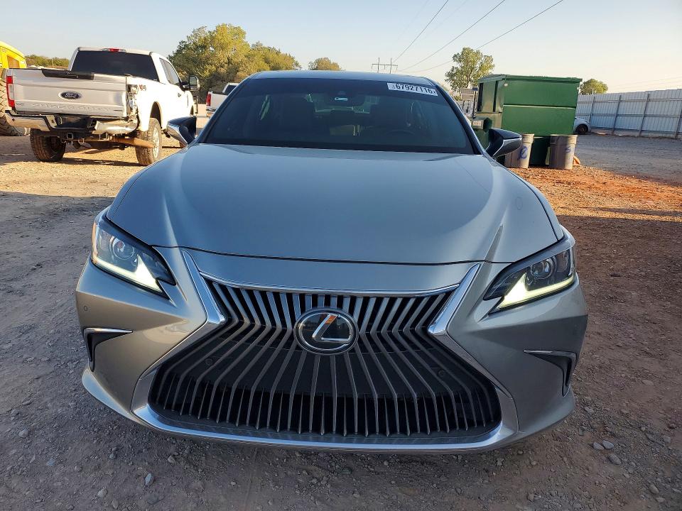 Photo 5 from auction – 2020 LEXUS ES with VIN 58ADZ1B12LU061483