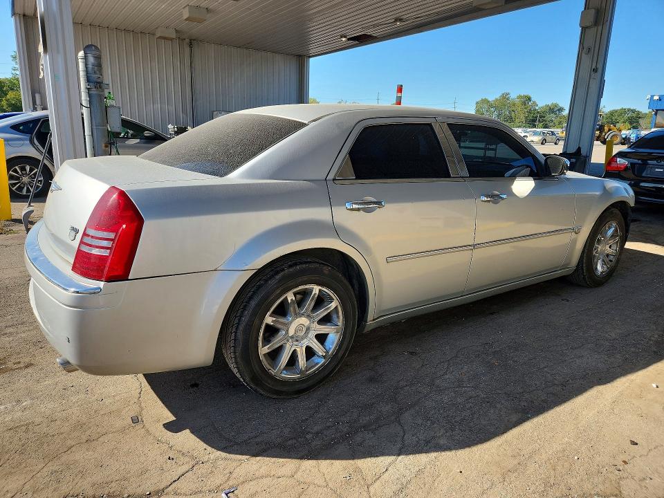 صورة رقم 3 من المزاد - 2005 CHRYSLER 300C مع VIN 2C3JA63H45H502801