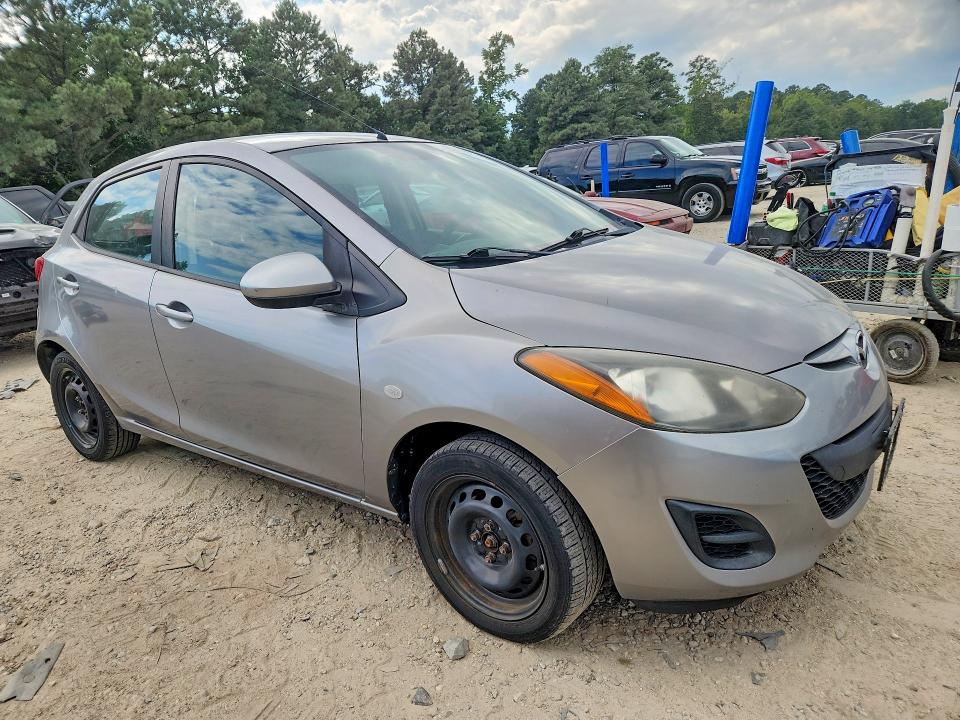 Foto 4 de la subasta – 2014 MAZDA MAZDA2 con VIN JM1DE1KZ5E0182645