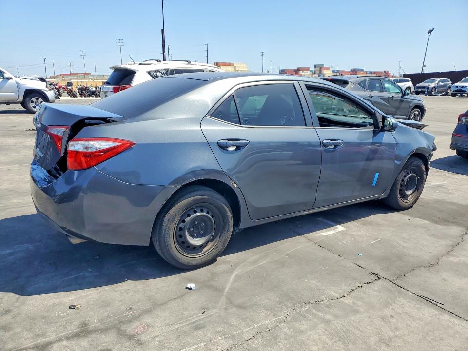 Photo 3 from auction – 2015 TOYOTA COROLLA with VIN 5YFBURHE5FP294561