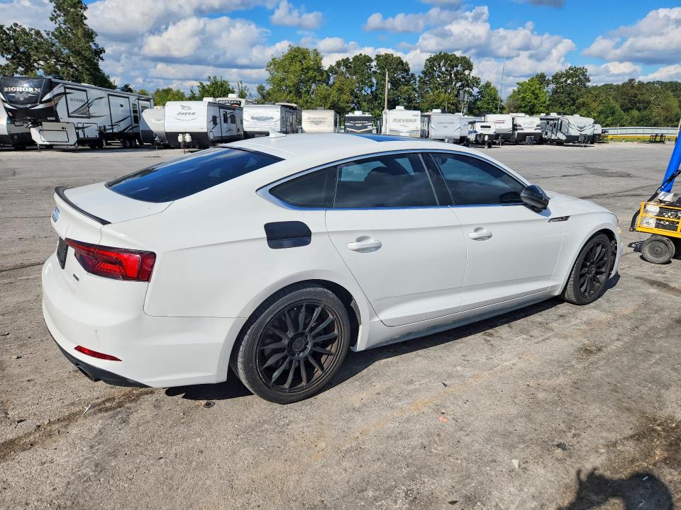 Photo 3 from auction – 2019 AUDI A5 with VIN WAUDNCF51KA078899
