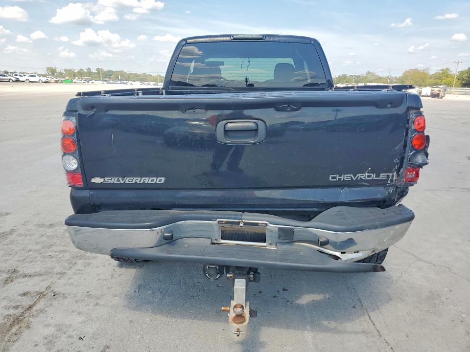 Photo 6 from auction – 2004 CHEVROLET SILVERADO with VIN 1GCEK19T64E187501