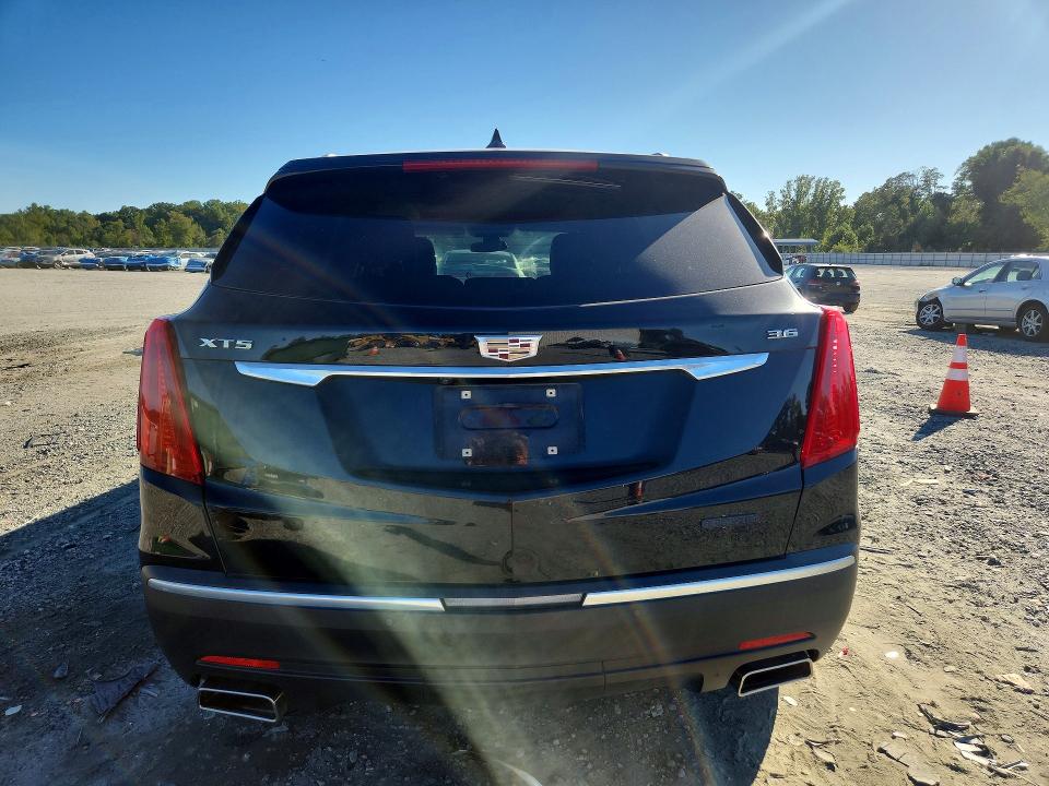 Photo 6 from auction – 2019 CADILLAC XT5 with VIN 1GYKNCRS3KZ141363