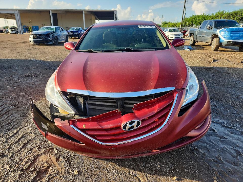 Photo 5 from auction – 2011 HYUNDAI SONATA with VIN 5NPEB4AC7BH109125