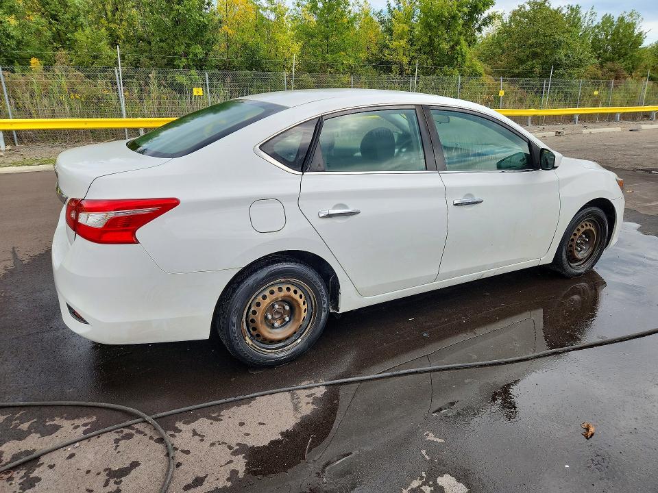 Снимка 3 от търг – 2019 NISSAN SENTRA с VIN 3N1AB7AP1KY262544