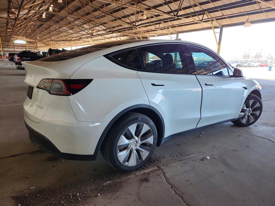 Photo 3 from auction – 2022 TESLA MODEL Y with VIN 7SAYGDEE5NF512262