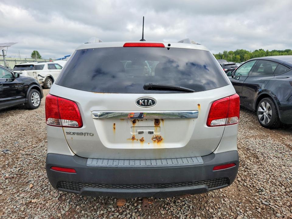 Zdjęcie 6 z aukcji – 2012 KIA SORENTO z VIN 5XYKTDA22CG280509