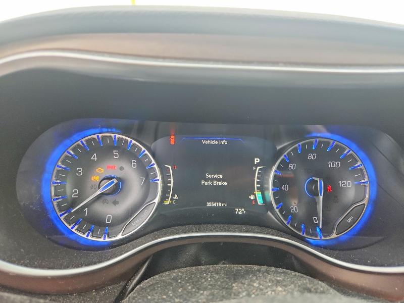 Photo 9 from auction – 2017 CHRYSLER PACIFICA with VIN 2C4RC1EG3HR508541