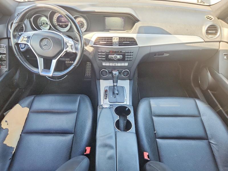 Photo 8 from auction – 2013 MERCEDES-BENZ C with VIN WDDGF4HB2DR265973