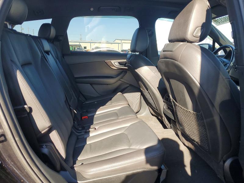 Photo 11 from auction – 2017 AUDI Q7 with VIN WA1AHAF74HD043911