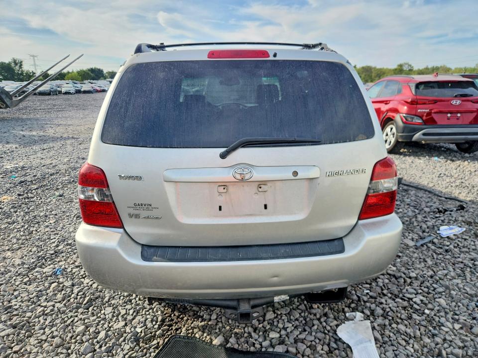 Photo 6 from auction – 2005 TOYOTA HIGHLANDER with VIN JTEEP21A050111400