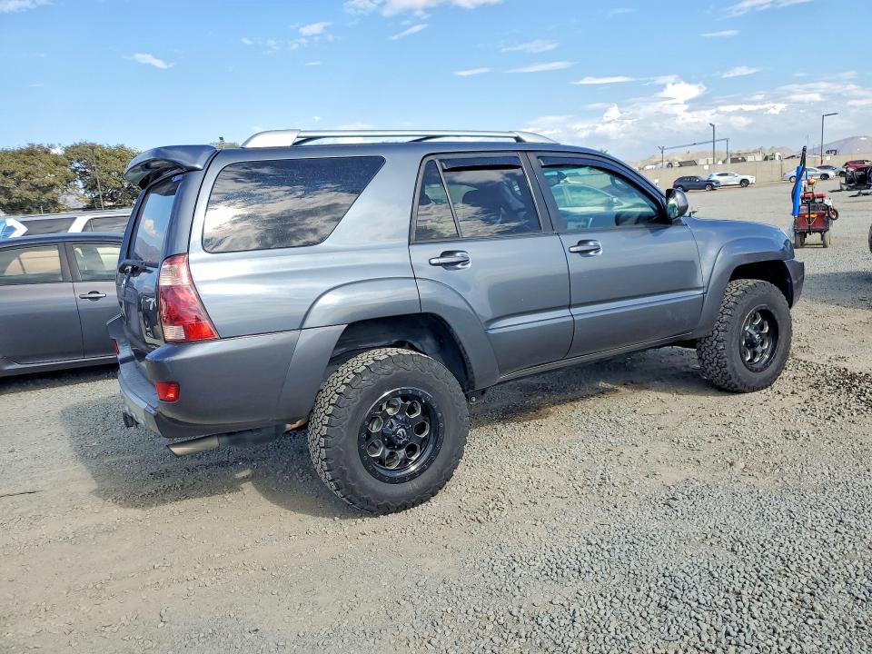 Photo 3 from auction – 2004 TOYOTA 4RUNNER with VIN JTEBU17R340026178